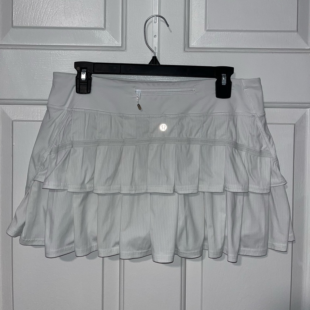 Lululemon Size 8 White Tennis Skirt